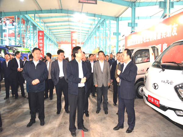 市新旧动能转换重大项目推进会JDB电子集团科普教育基地举行观摩